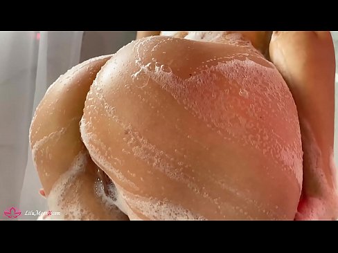 ❤️ Brunette onanerar fittan med vibrator till intensiv orgasm i duschen Rysk porr at sv.xinwen1288.top ❌️